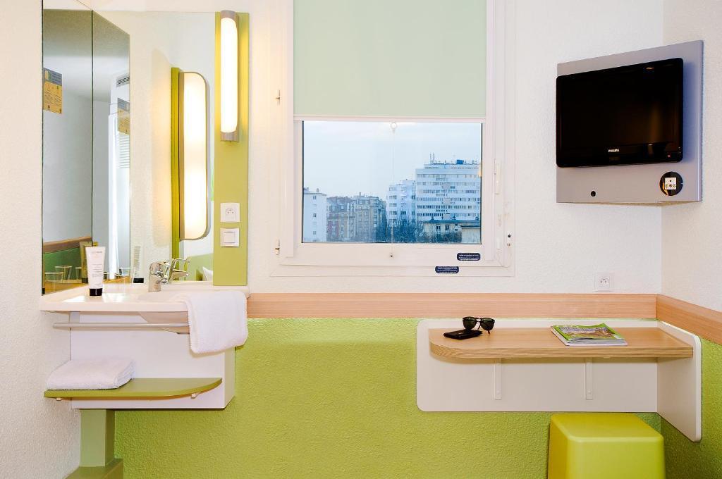 Hotel Inn Design Issoudun Quarto foto
